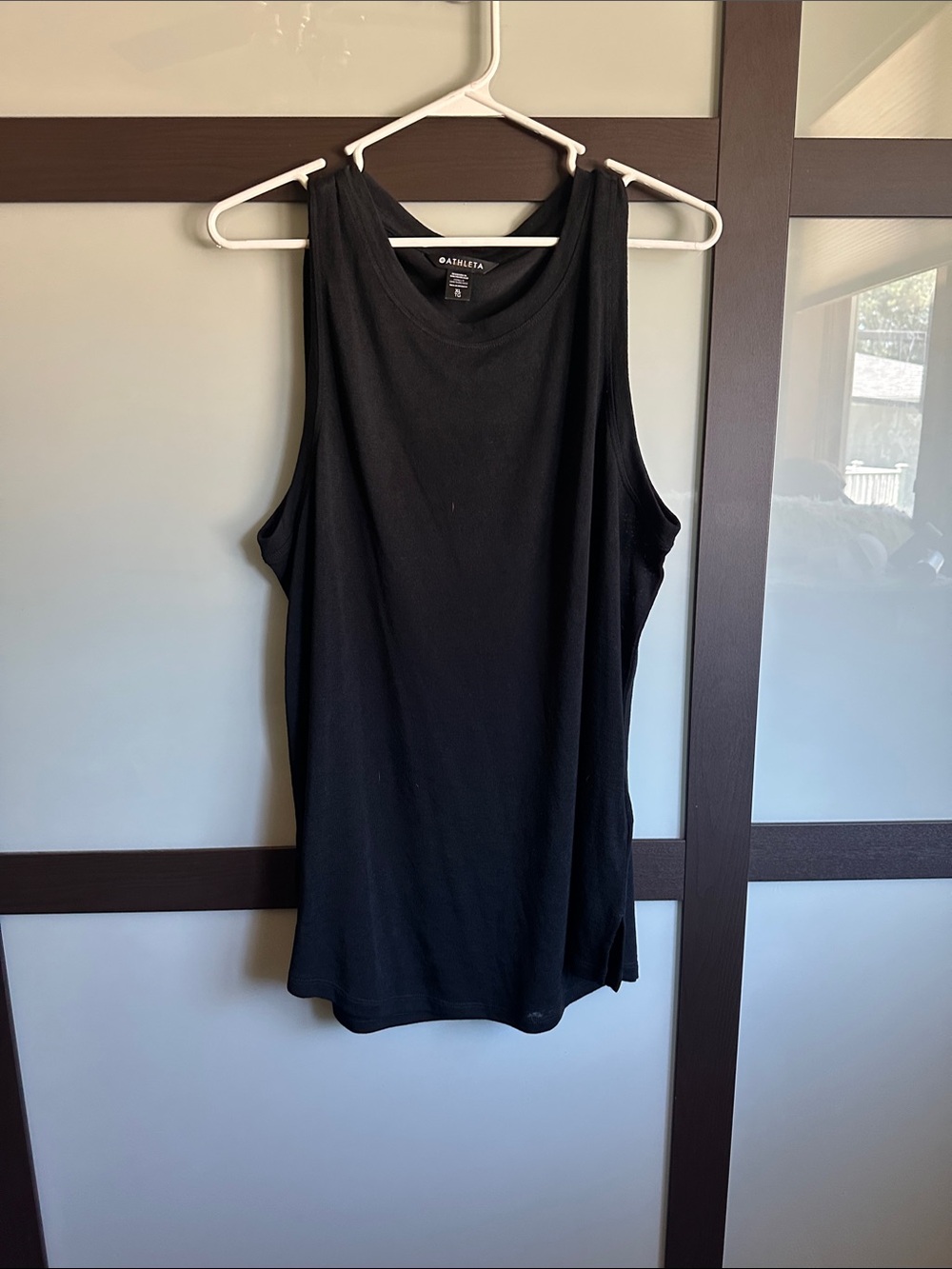 Athleta Black Scoop Neck Tunic Length Tank Top size XL